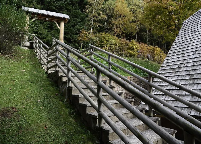 Charming Rogla 木屋 Hudinja